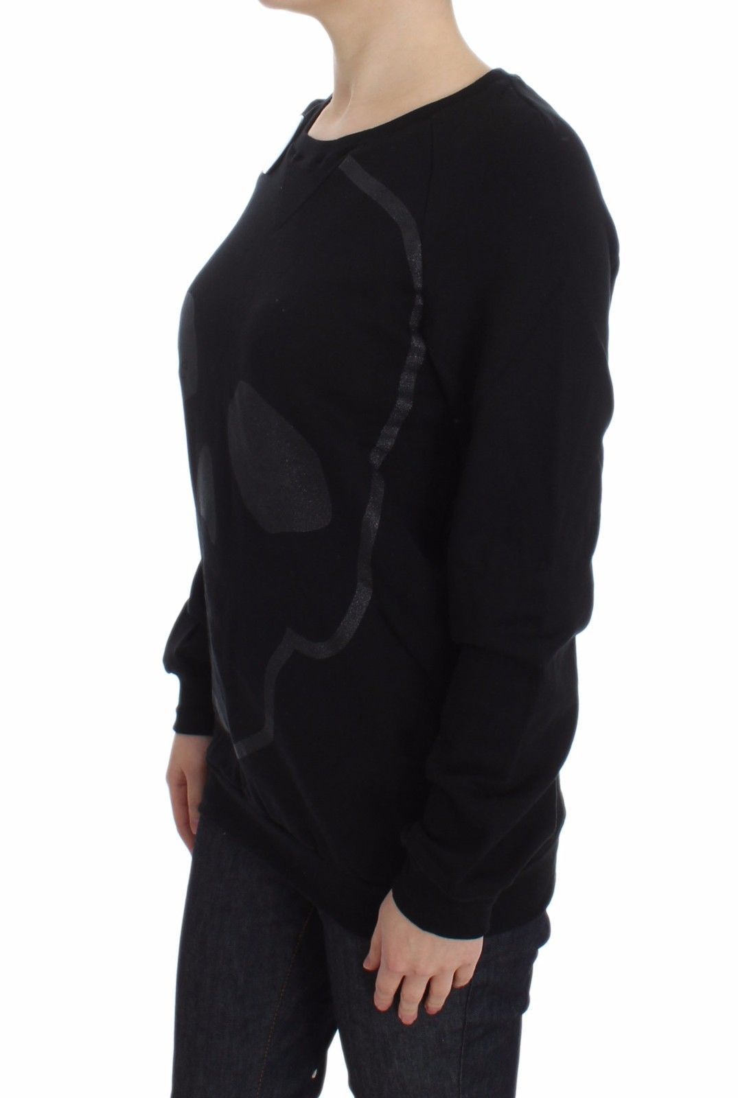 Exte Chic Skull Motif Crew-Neck Cotton Sweater