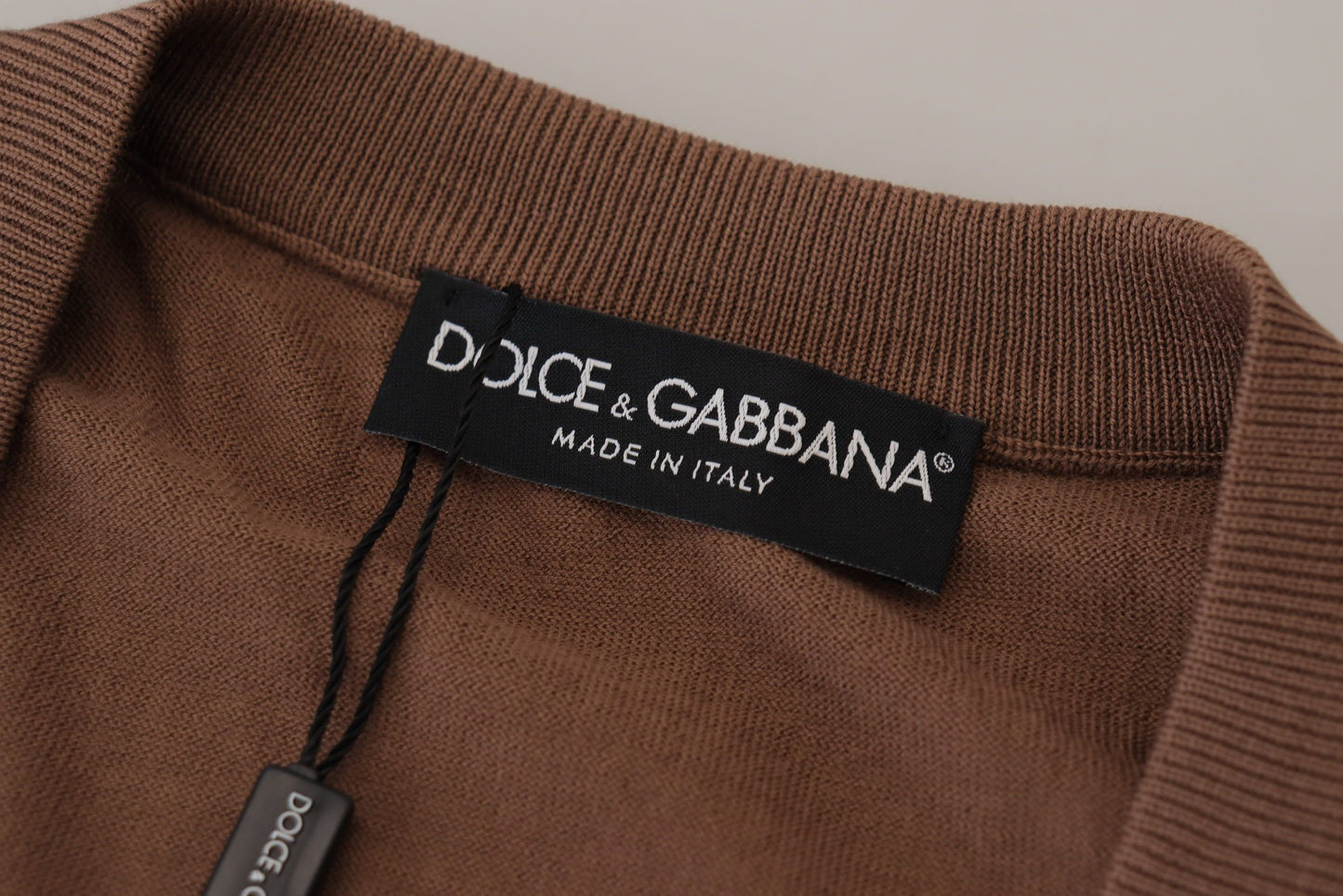 Dolce & Gabbana Elegant Virgin Wool V-Neck Pullover Sweater IT39 / S