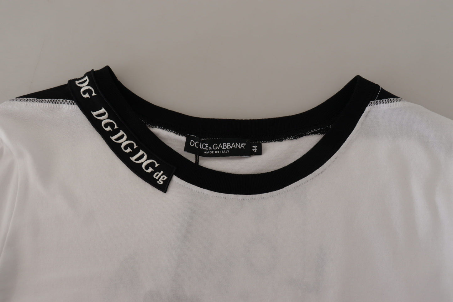 Dolce & Gabbana Elegant Round Neck Slogan Tee IT44 / L