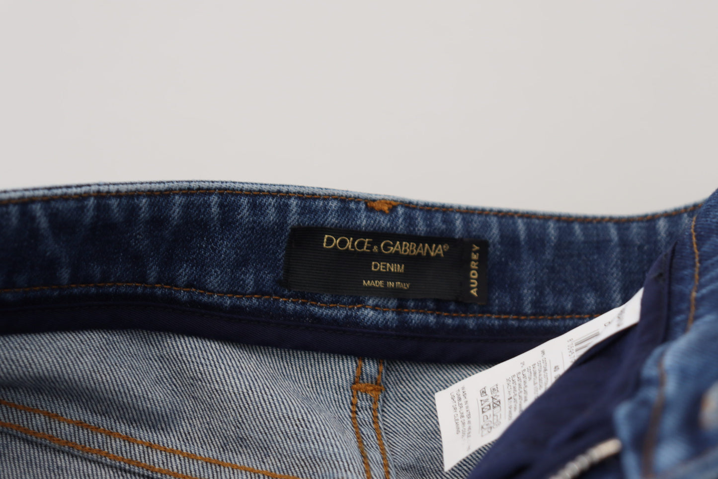 Dolce & Gabbana Chic Blue Denim Pants – Elegance Meets Comfort IT40 / S