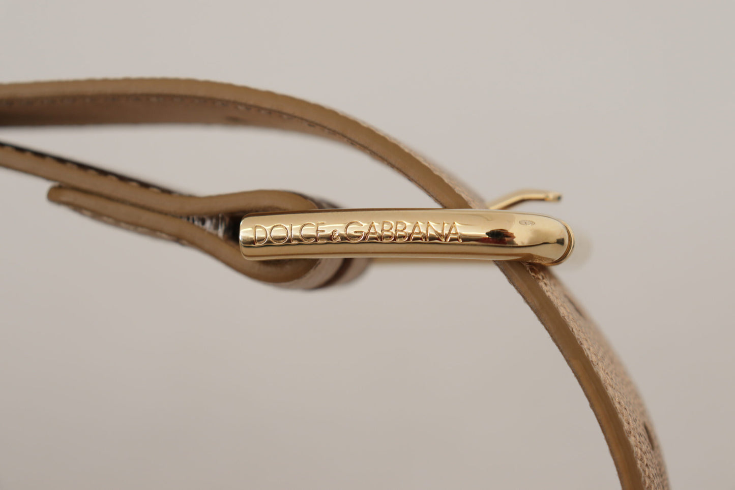 Dolce & Gabbana Chic Rose Gold Leather Belt with Logo Buckle 70CM / 28 INCHES