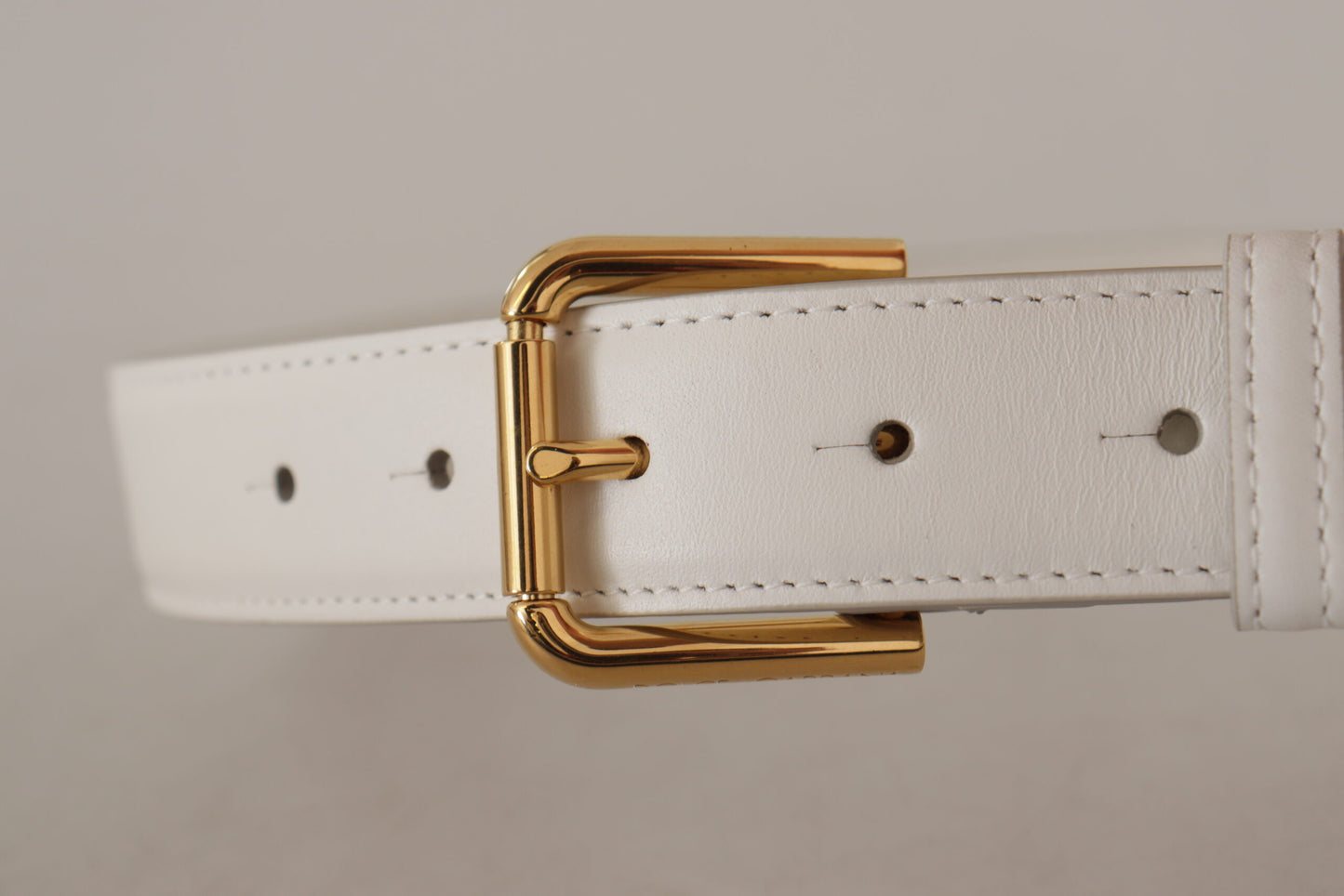 Dolce & Gabbana Chic White Leather Belt with Gold Engraved Buckle 70 CM / 28 INCHES