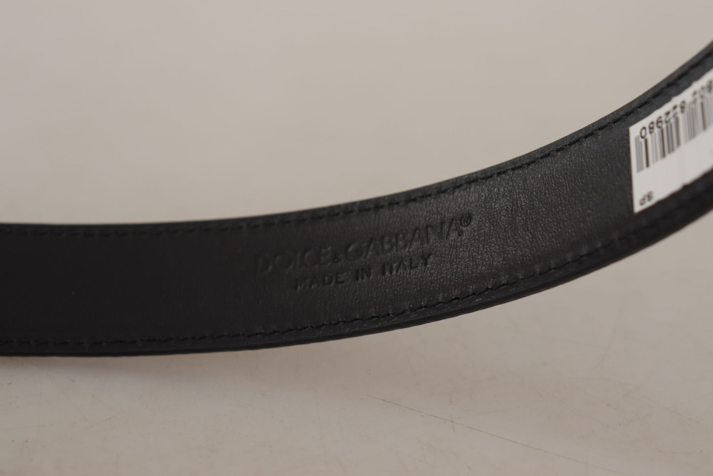 Dolce & Gabbana Chic Engraved Logo Leather Belt 75CM / 30 INCHES