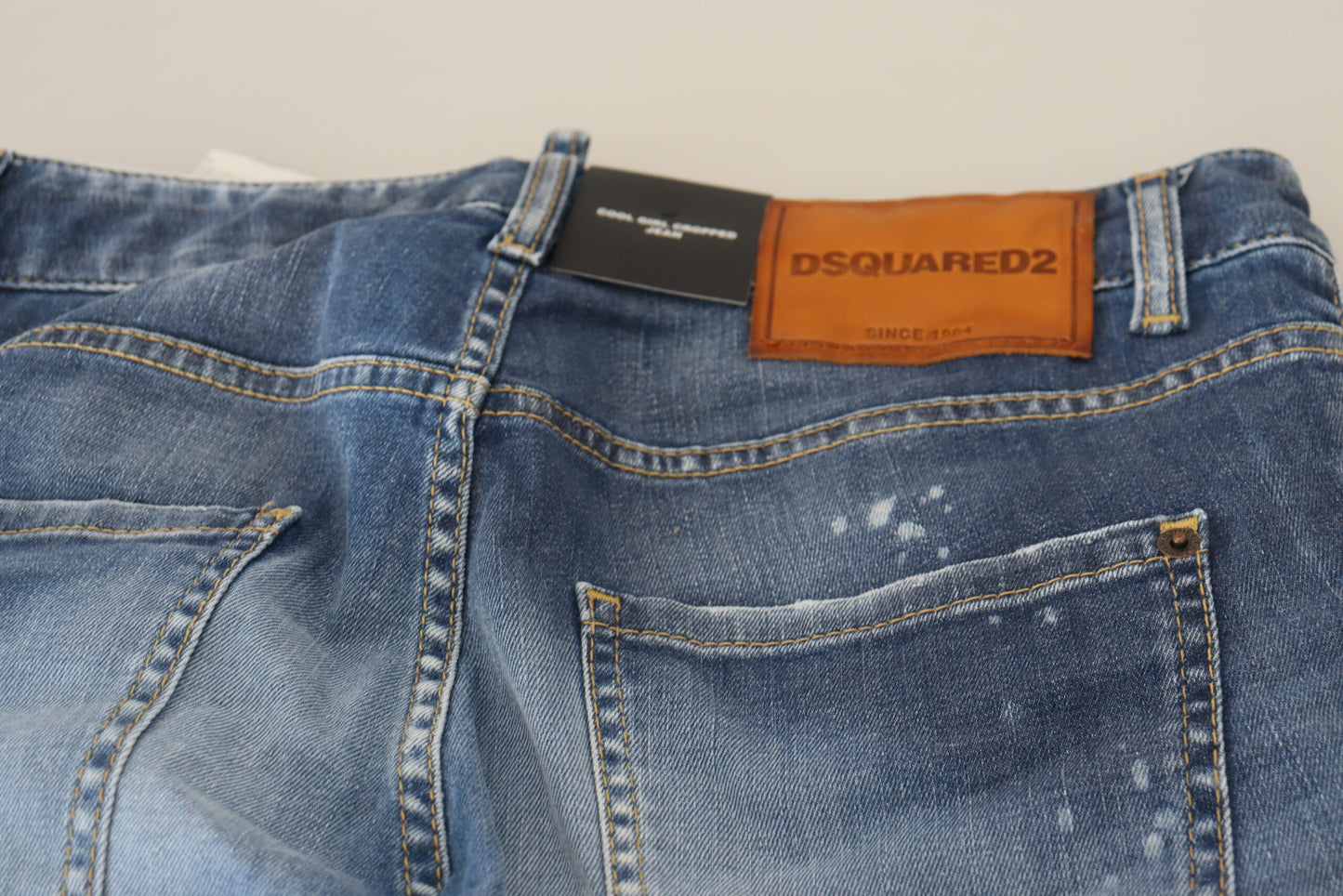 Dsquared² Chic Cropped Blue Denim - Elevate Your Casual Look IT38 | XS