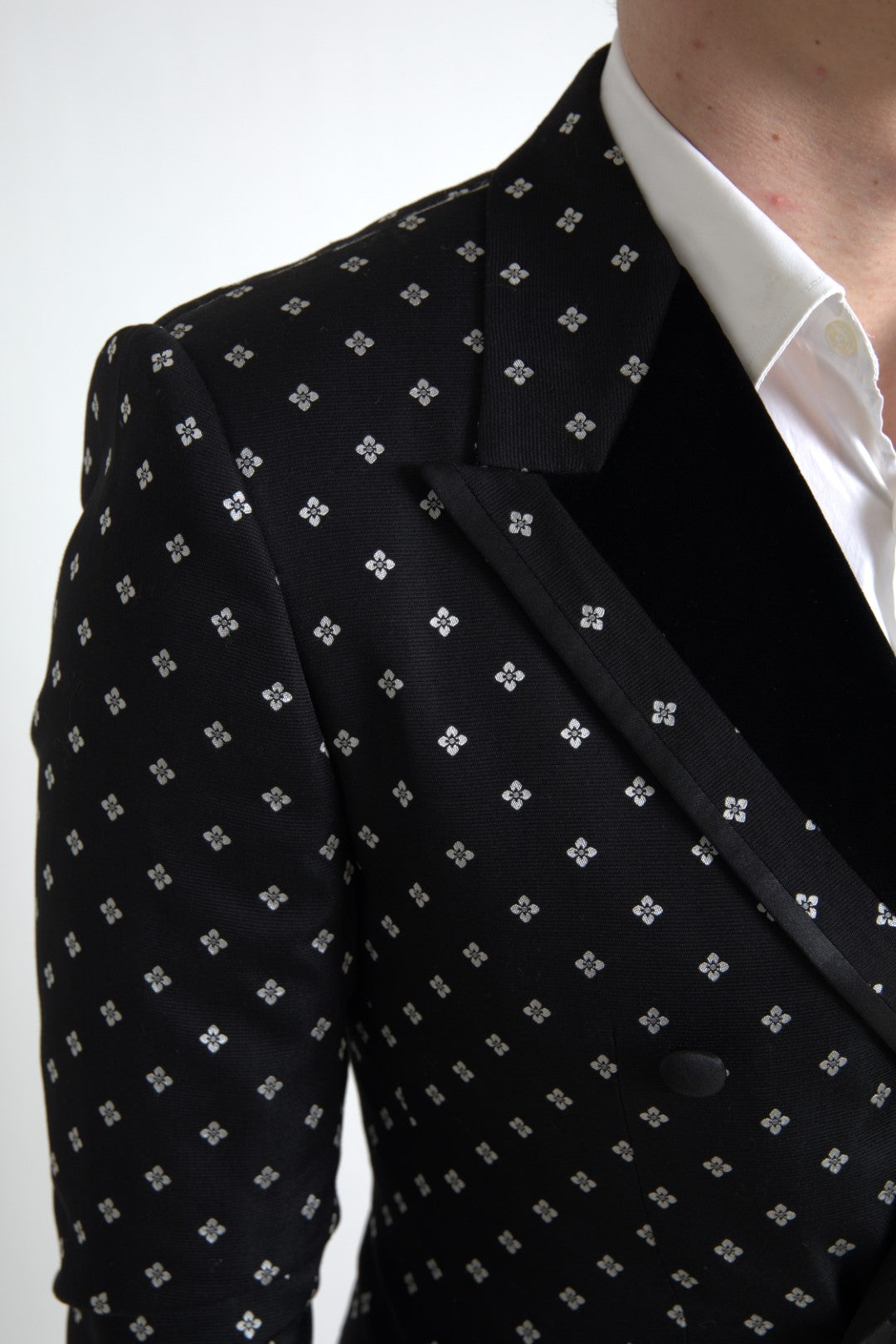 Dolce & Gabbana Elegant Geometric Patterned Slim Blazer IT44 / S