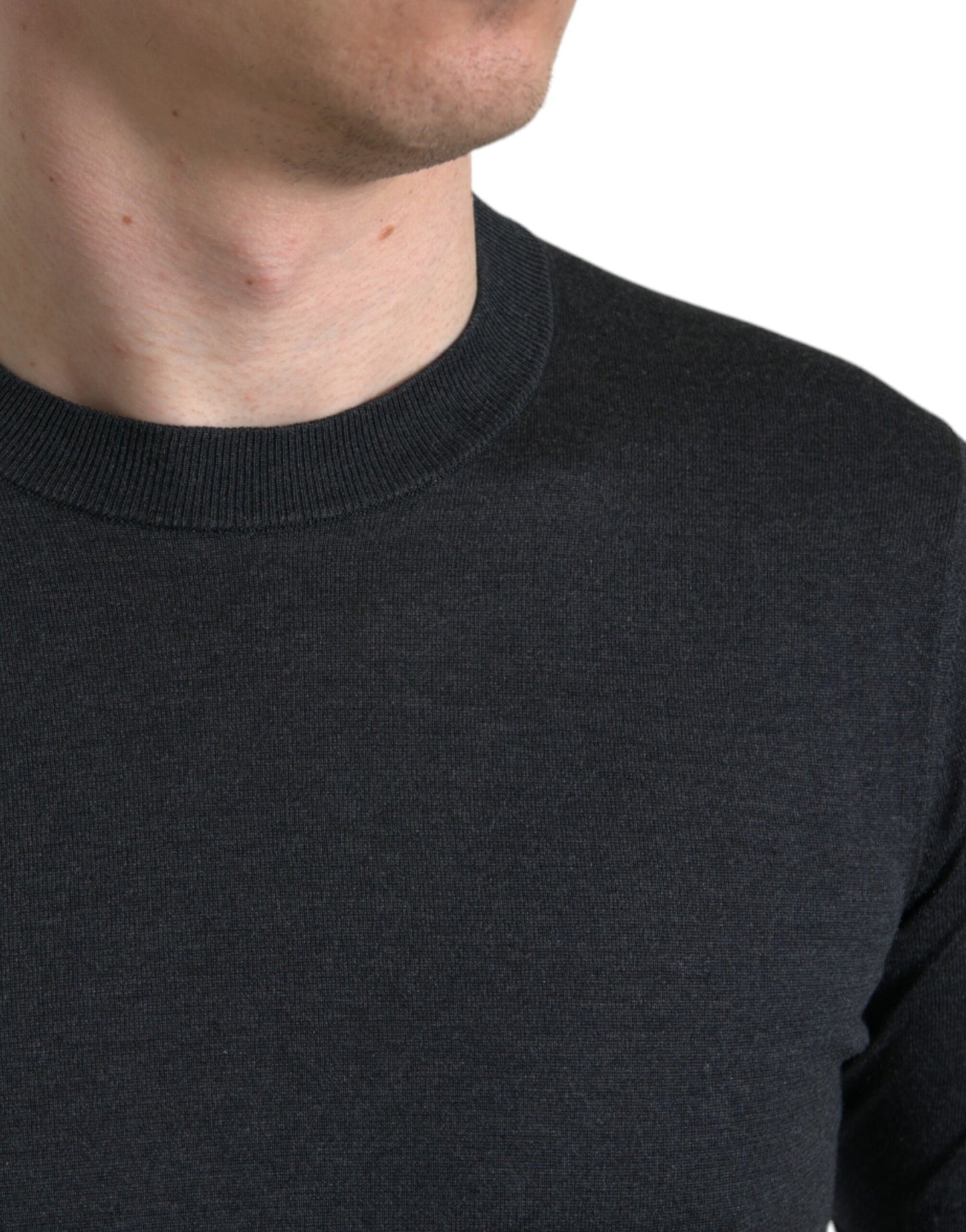 Dolce & Gabbana Elegant Silk Crew Neck Tee in Dark Grey IT44 / XS