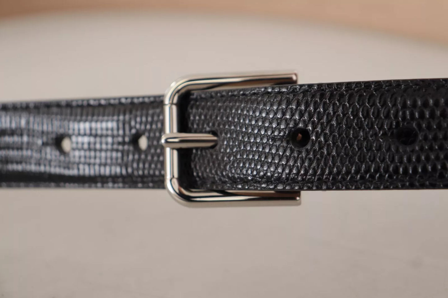 Dolce & Gabbana Black Classic Leather Silver Metal Buckle Belt